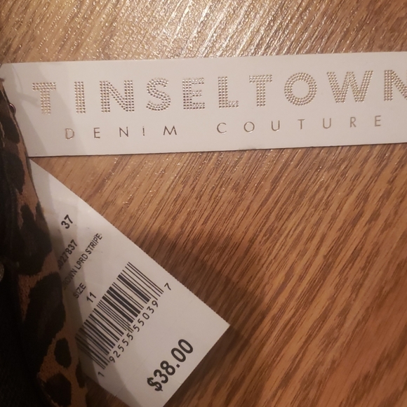 Brand new Tinseltown Denim Couture Shorts...11,13 - Picture 3 of 8